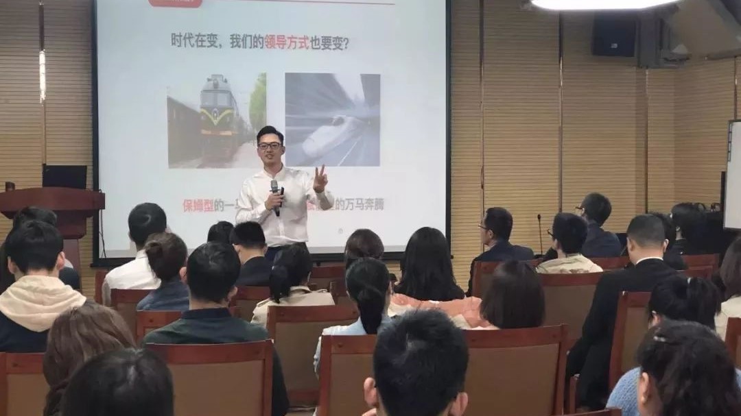 ����(chu��ng)�����A��������������Ӣ�Ÿ����Ï������������M嫺�����(chu��ng)��88��Ͷ���Yƽ�_ϵ�л��