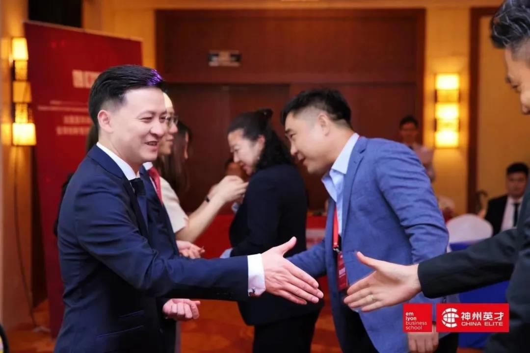 �ĵ�һ�ι��I(y��)���������Ĵι��I(y��)������������ʽ�l(f��)����ʲô׃����